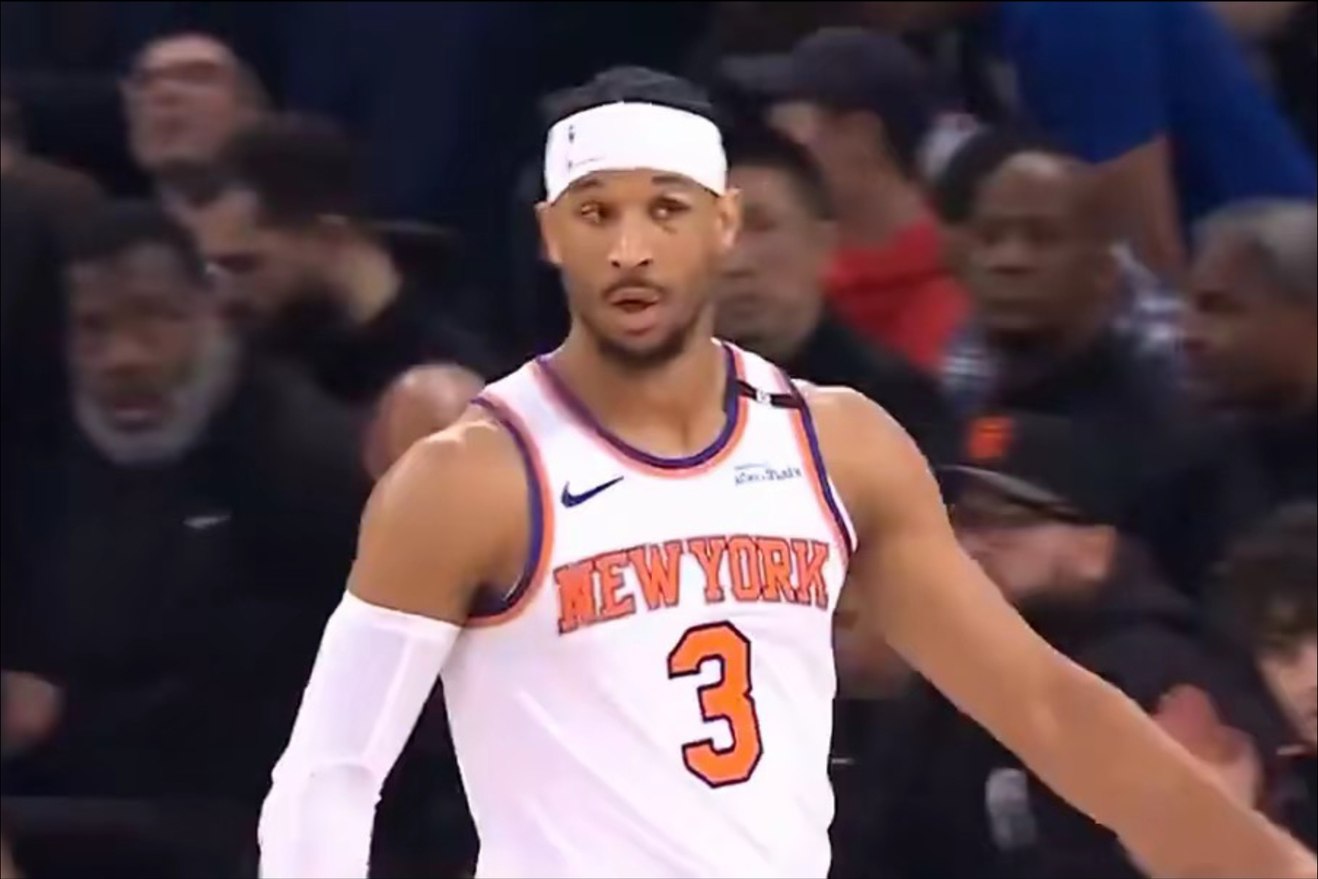 包含今晨NBA常规赛焦点战；尼斯临场应变；底气十足；资深球员宣示担当的词条