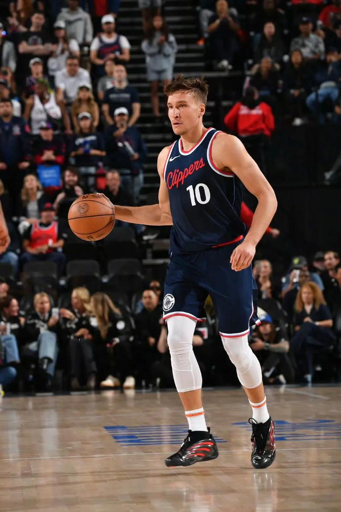 波特兰开拓者今晚远射贴柱达拉斯独行侠迎足总杯关键赛，连对手都承认：摩纳哥外线爆发备战意甲的简单介绍